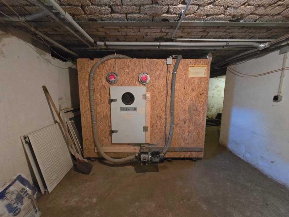 Heizpelletsilo Keller Reihenmittelhaus Mudau