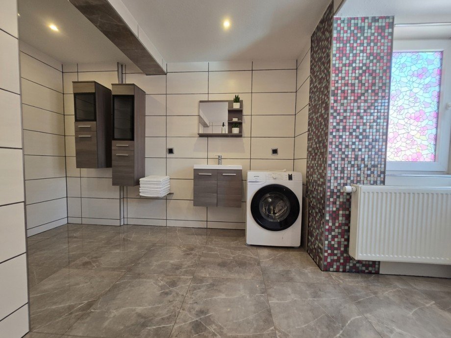 2. Badezimmer 1.OG Reihenmittelhaus Mudau